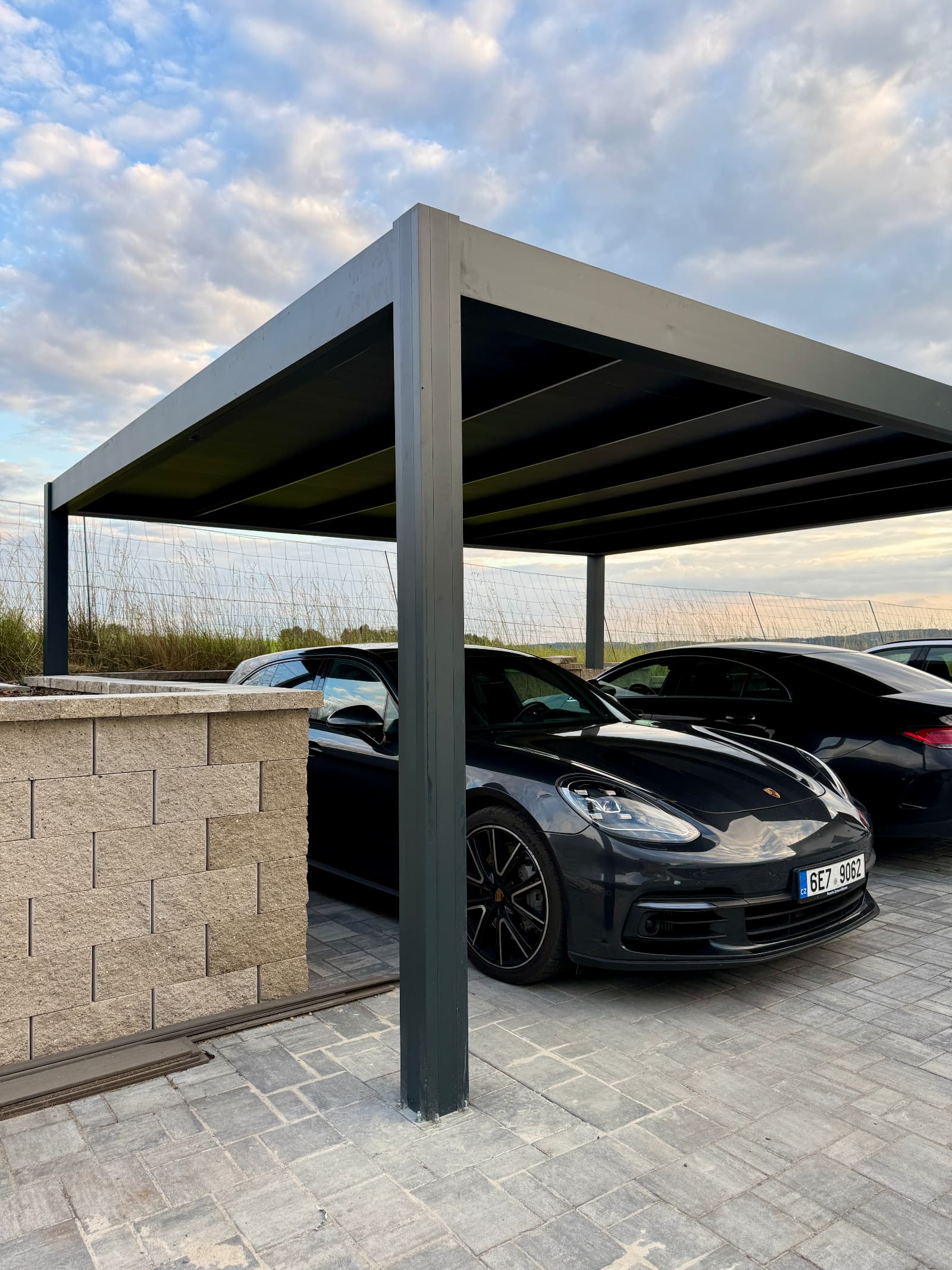 Carport - Hliníkové přístřešky pro auta Adiwood